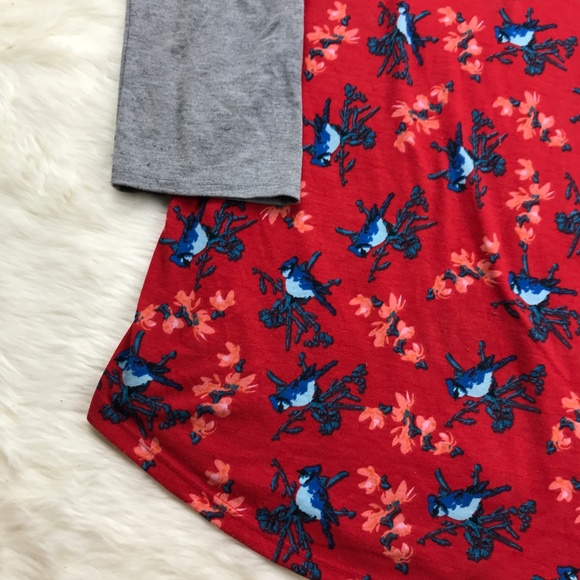 [3 for $15] LuLaRoe Simply Comfortable Blue Jay Raglan Tee S - Picture 3 of 6